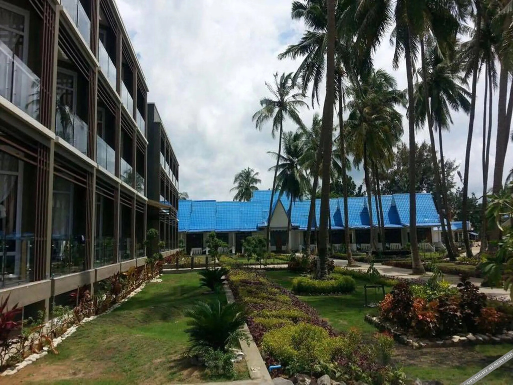 New Chaungtha Hotel