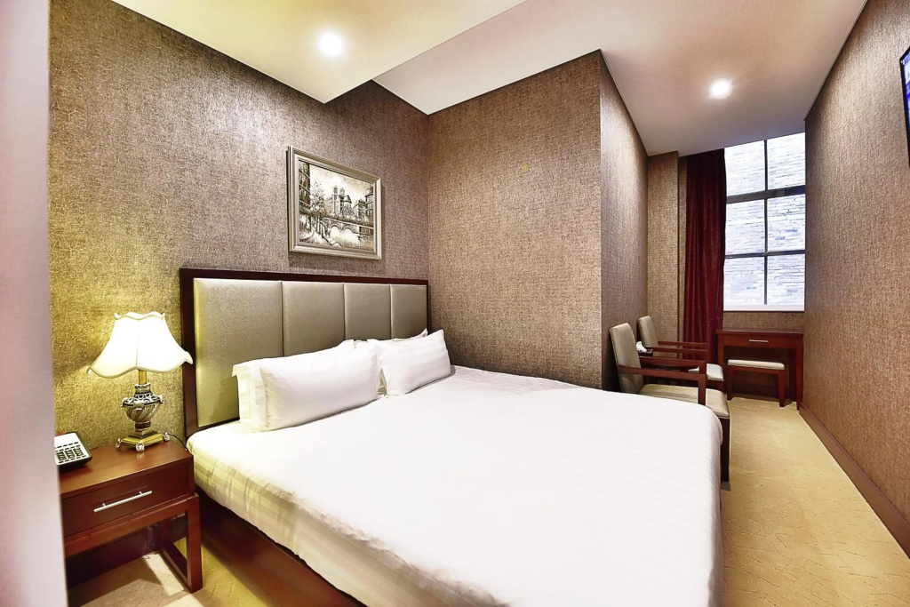 Megaboom City Hotel — 5