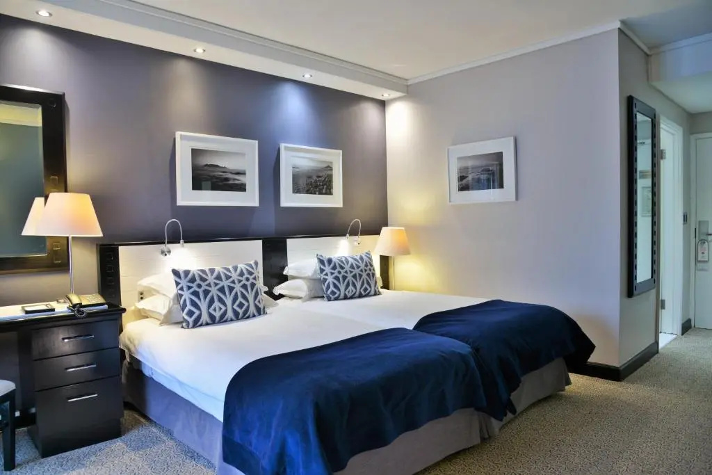 The Commodore Hotel - Chambres