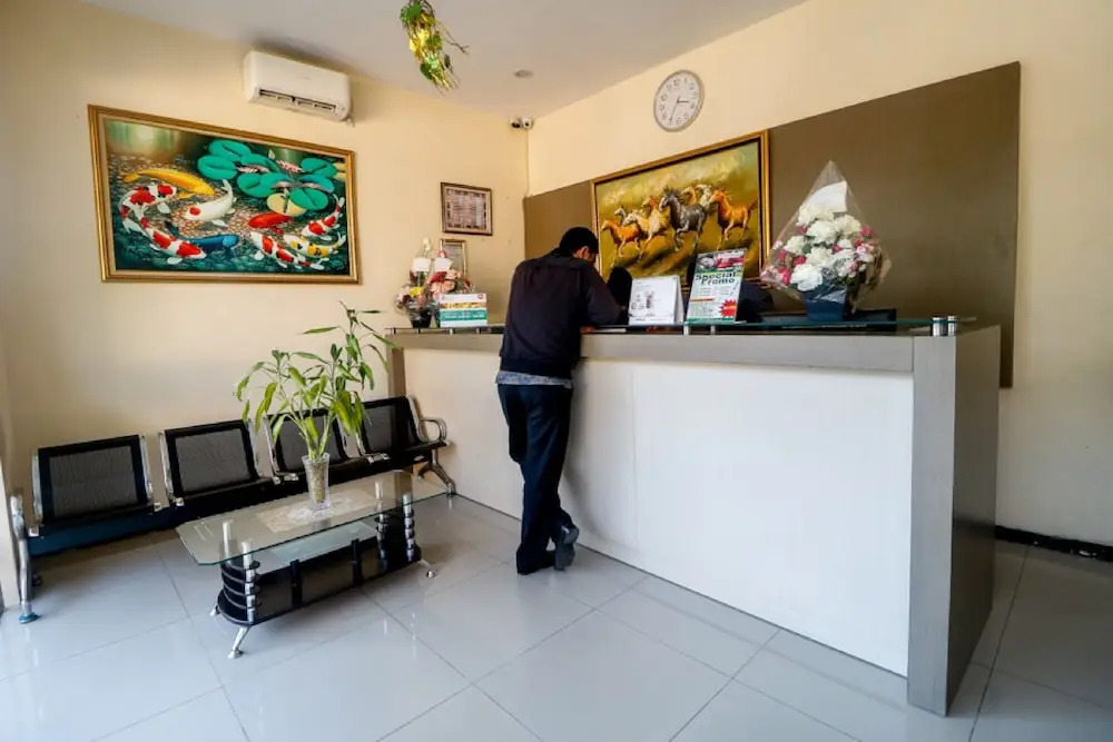 Puri Mas Hotel - фото 14