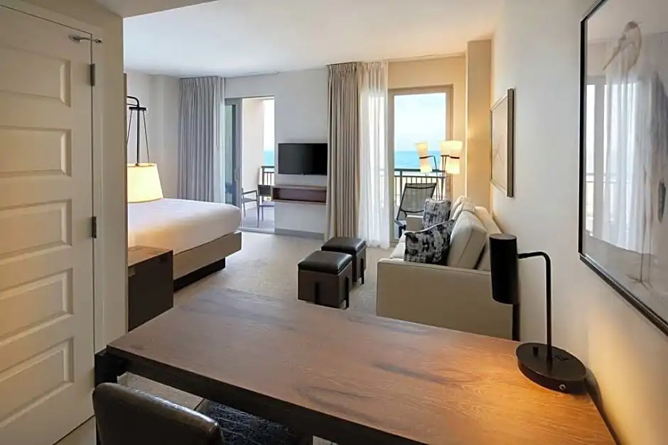 Double Studio with balcony (full double bed)