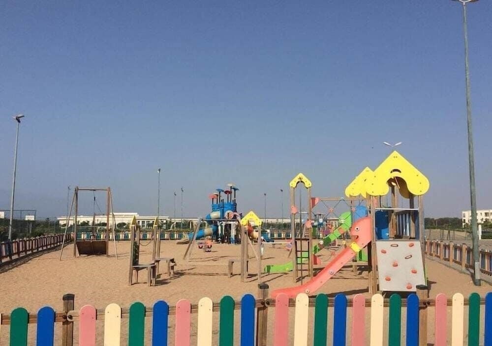 Beach & Waterfront