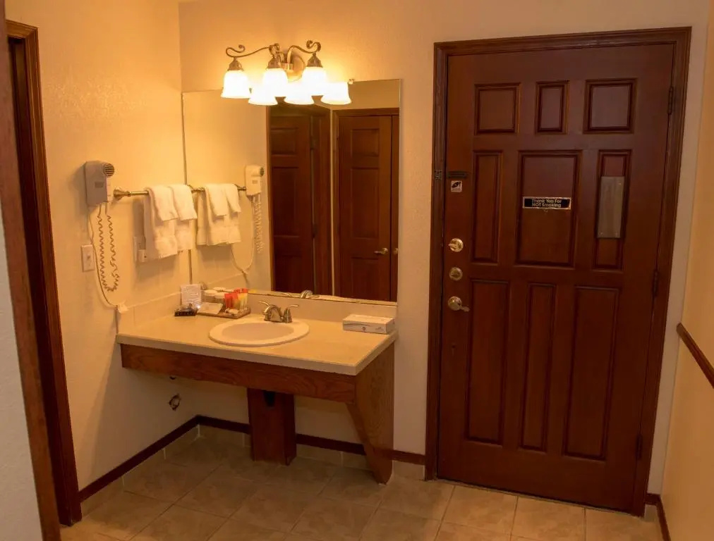 Hilltop Inn & Suites - Chambres