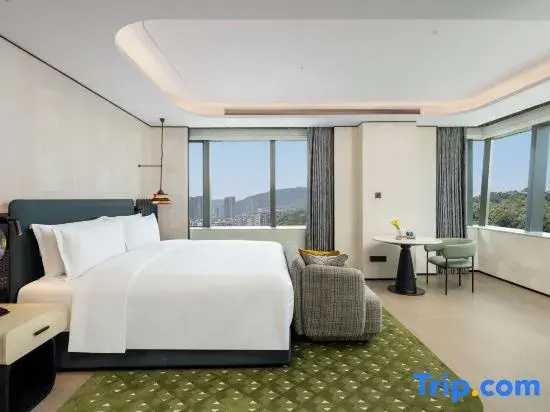 2 Bedrooms Quadruple Suite