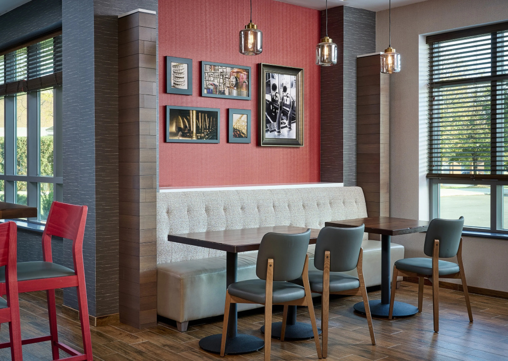 Holiday Inn Hotel & Suites Oakville @ Bronte by IHG - Général