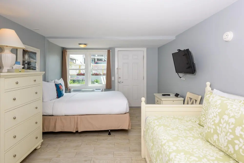 Standard room with garden view