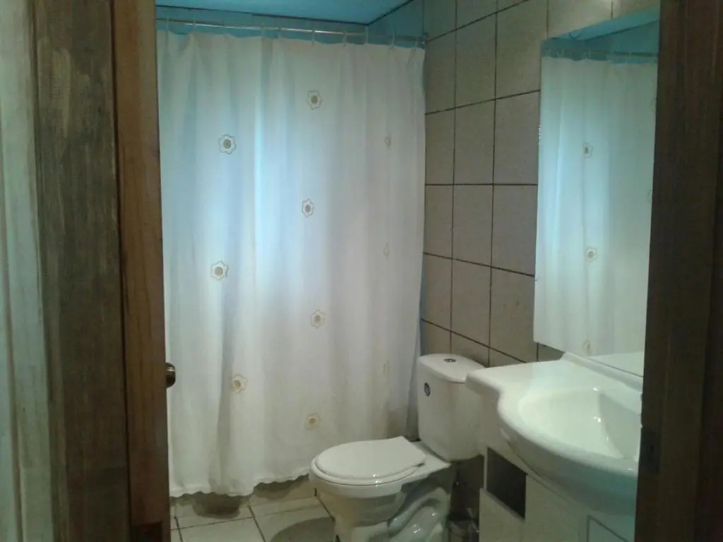 3 Bedrooms Bungalow