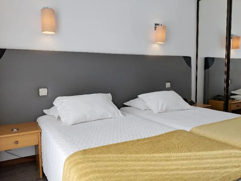 Varzinn Hotel - Chambres