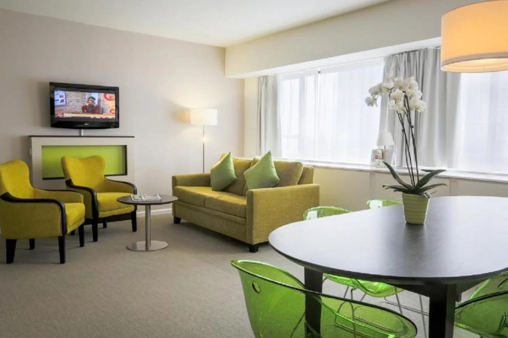 Thon Hotel Brussels City Centre picture