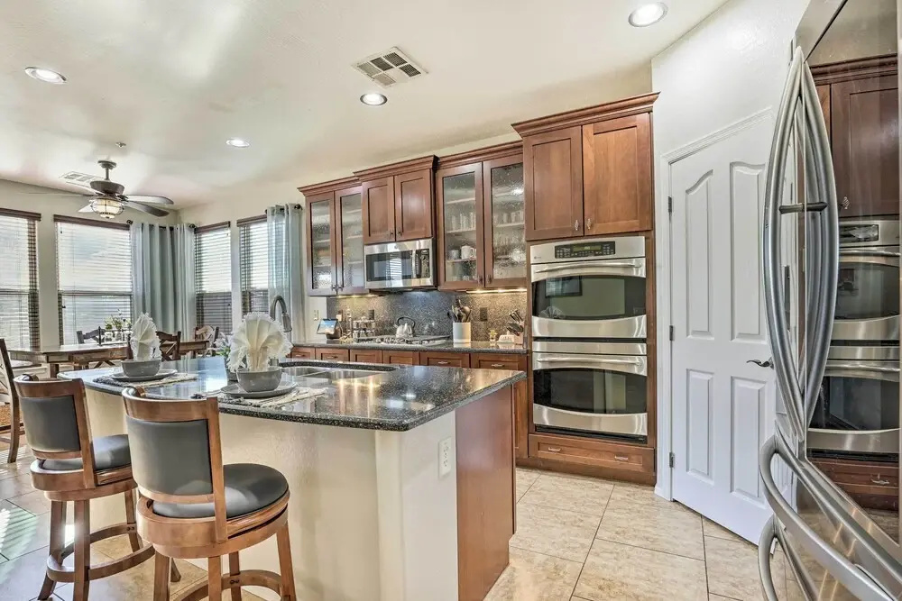 Luxe Goodyear Home w/ Serene Backyard & Game Room - фото 22