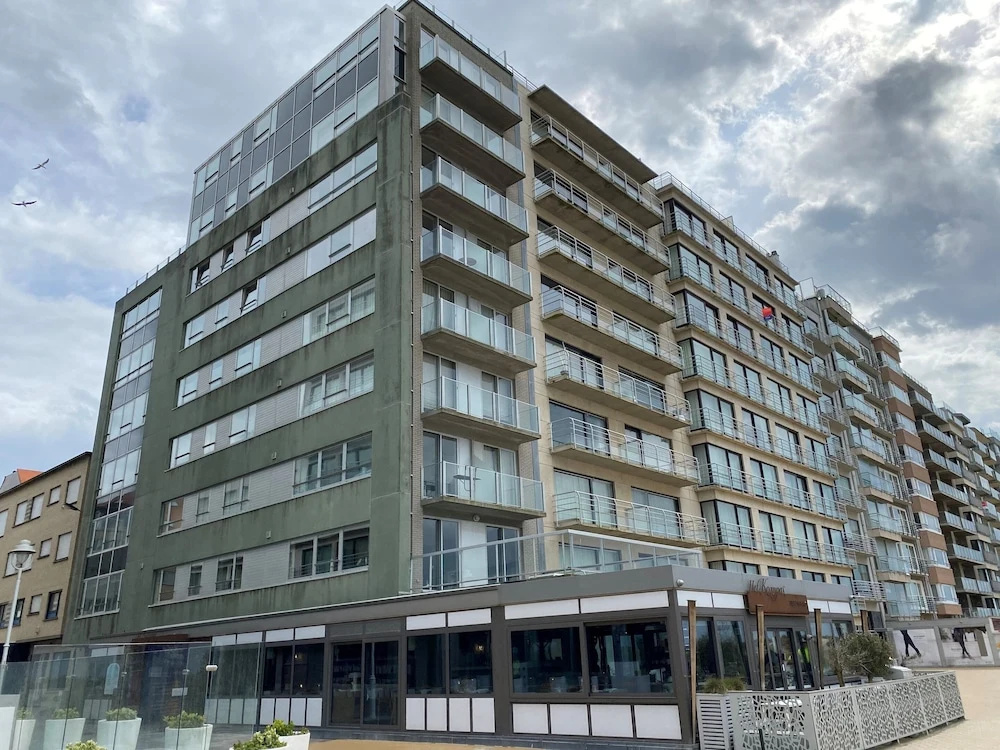 Apartment in Nieuwpoort by the Beach
