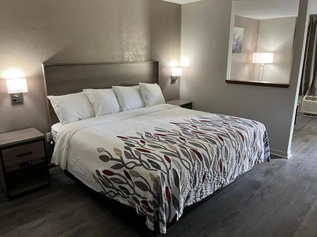 Double Suite (full double bed)