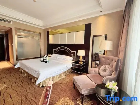 Deluxe Double room (full double bed)