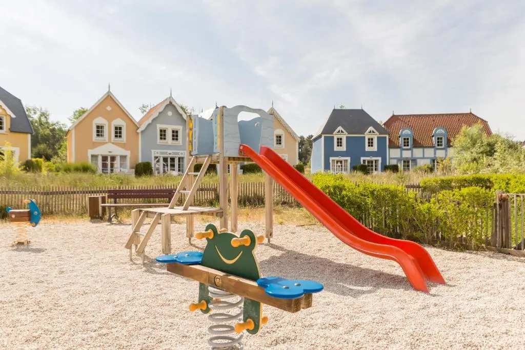 Beach & Waterfront