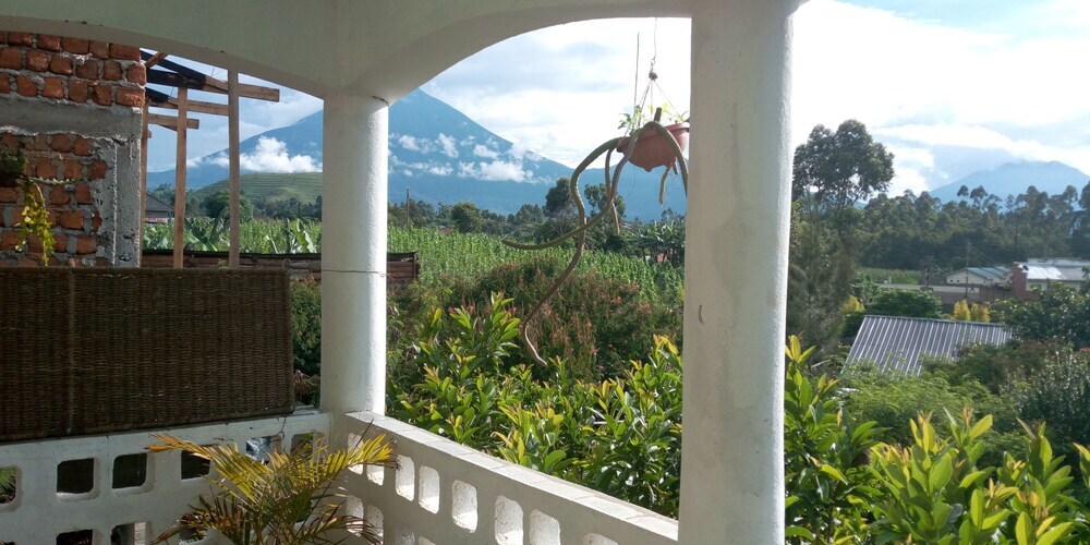 Mondi Lodge Kisoro image