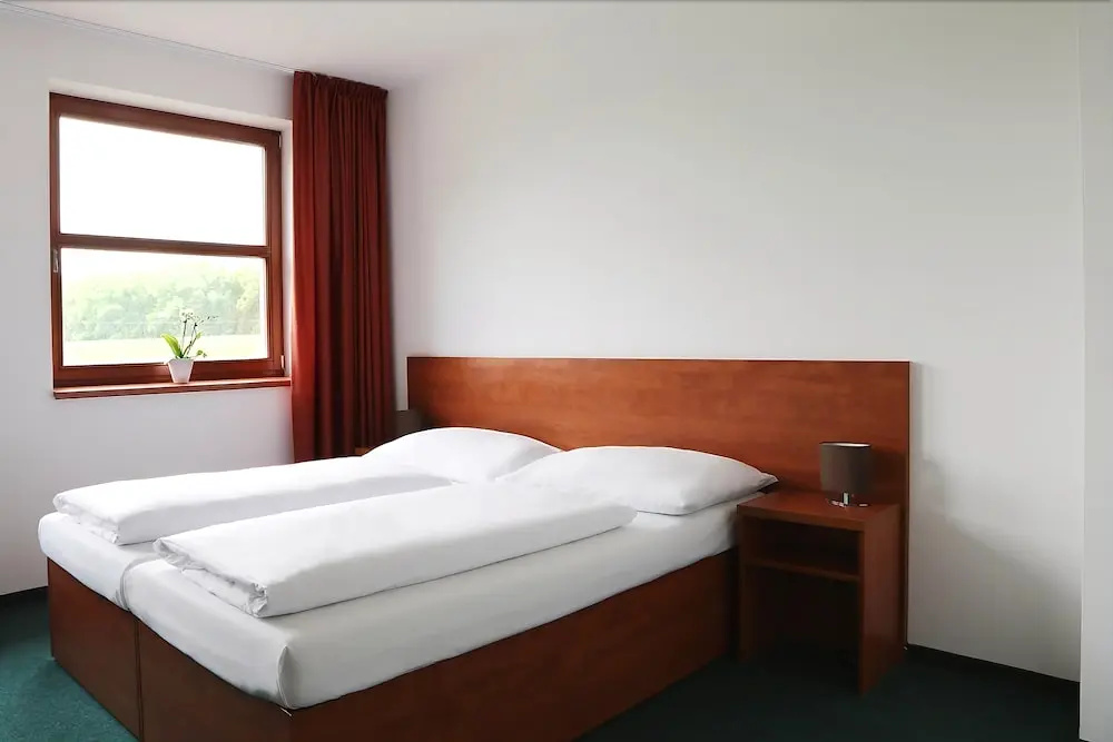 Sporthotel Hostivice - Général