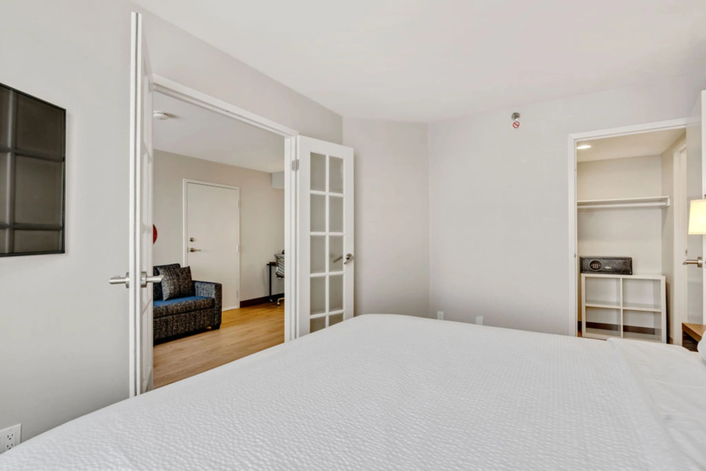 Holiday Inn Hotel & Suites Ottawa Kanata by IHG - Général