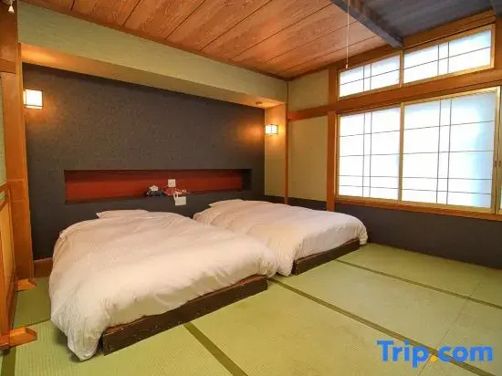 Bed in Dorm