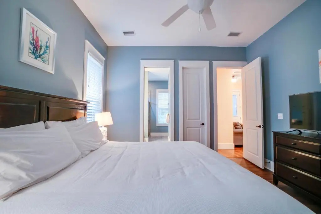 30A Beach House - Caspian Sea- Duction