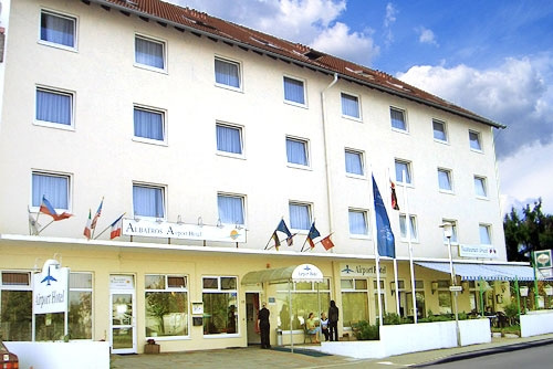 Galeria Airport Hotel image