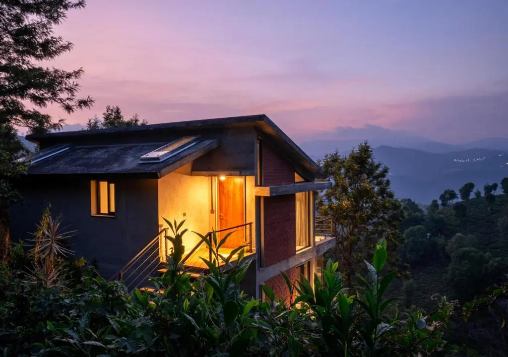 LohonoStays Villa Amani 8A