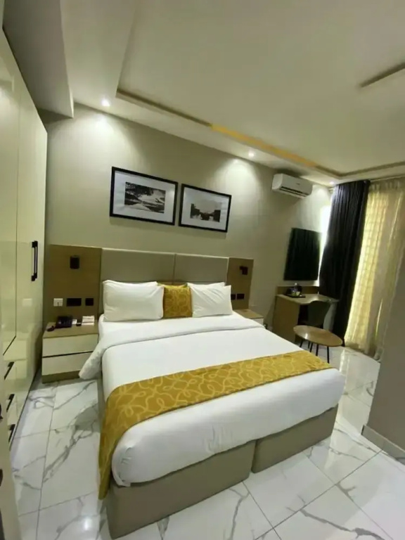 Superior Suite