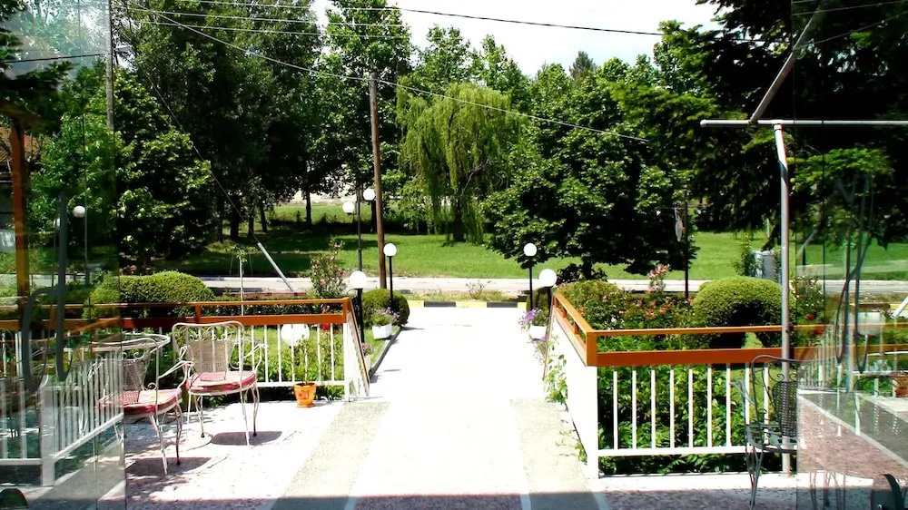 Hotel photo 12
