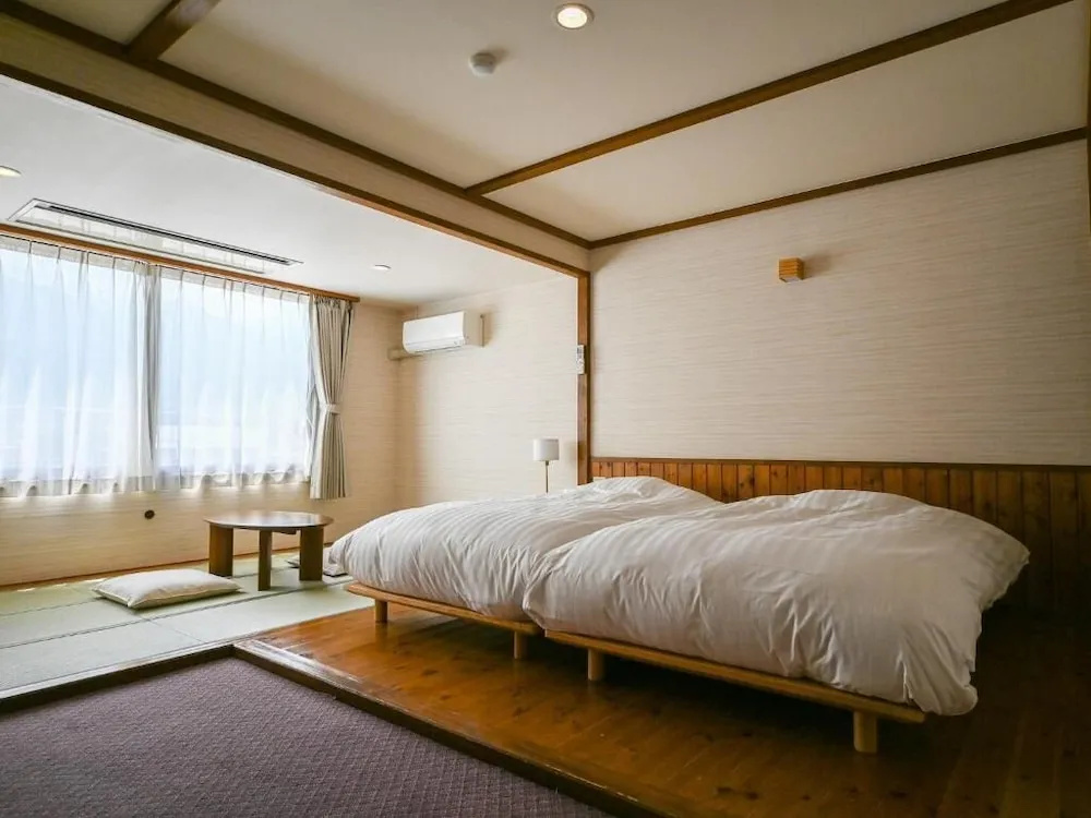 Superior room with mountain view