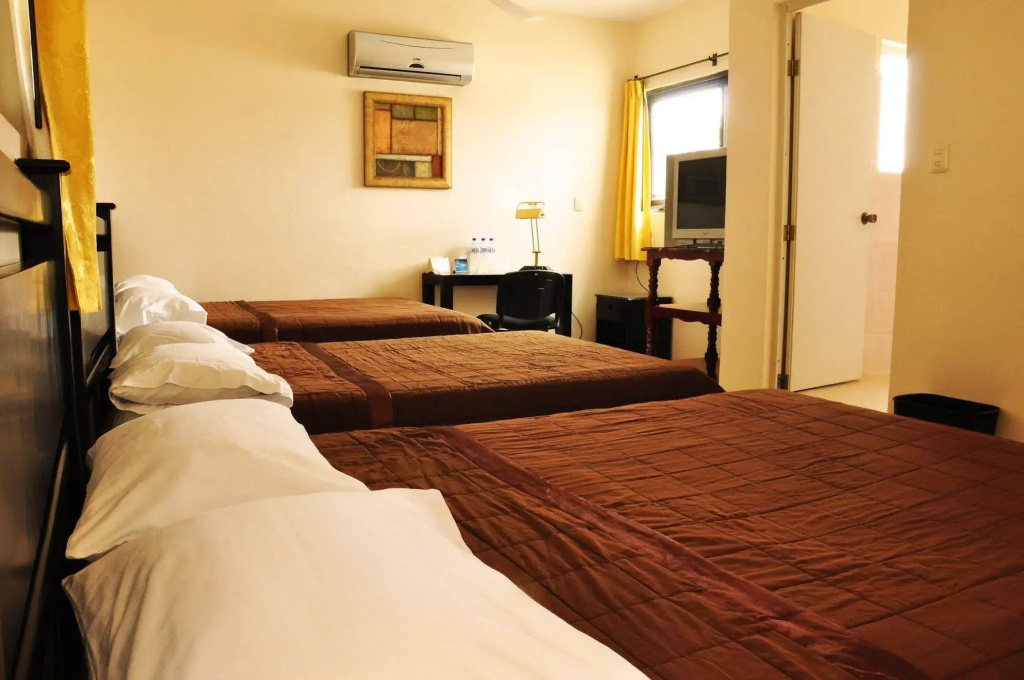 Hotel photo 2