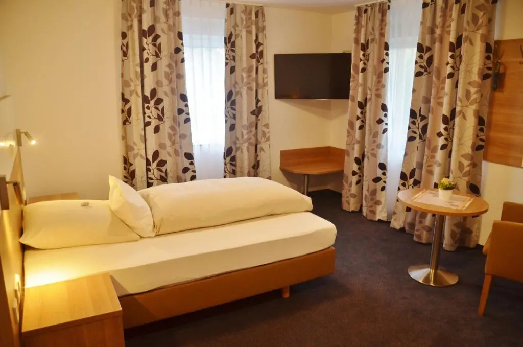 TIPTOP Hotel Hirt - Chambres