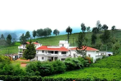 OYO 25081 Atmosphere Family Resort