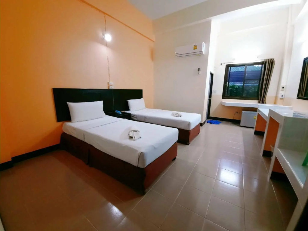Standard Double room (twin beds)