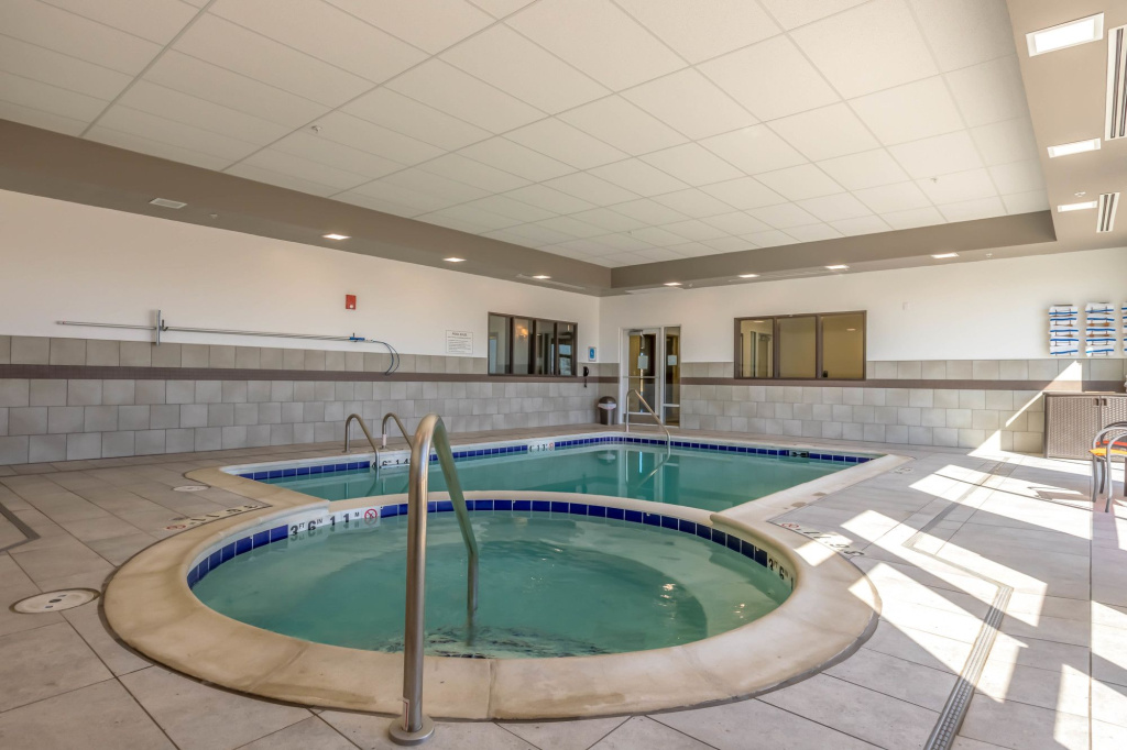 Wingate by Wyndham Loveland - 5