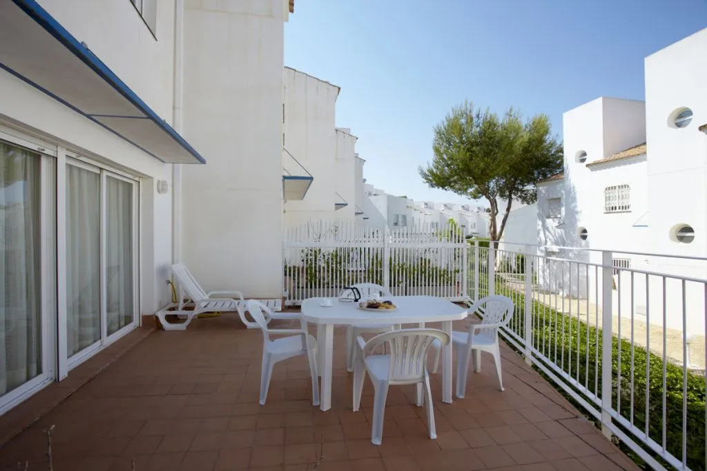 Balcony & Terrace