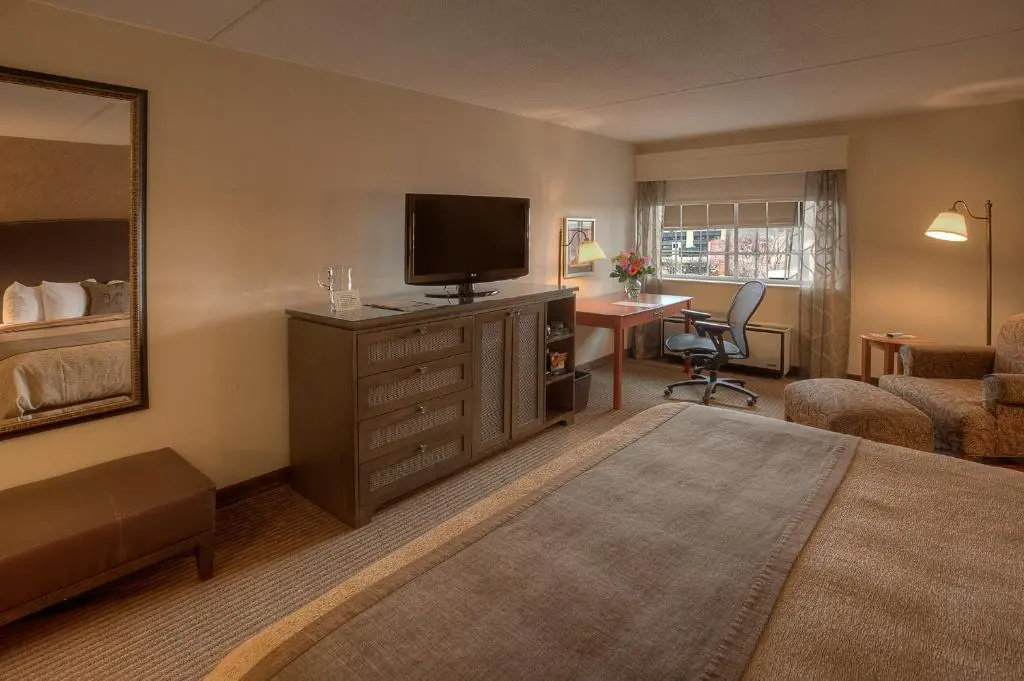 Best Western Plus The Normandy Inn & Suites - Chambres