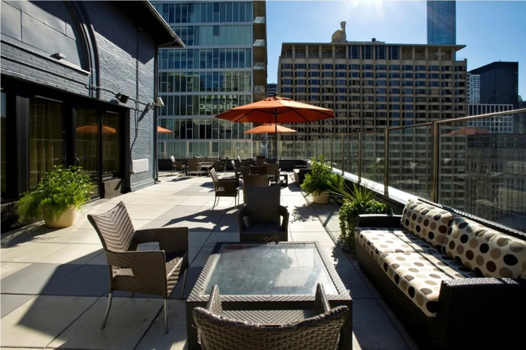 Inn of Chicago - Général