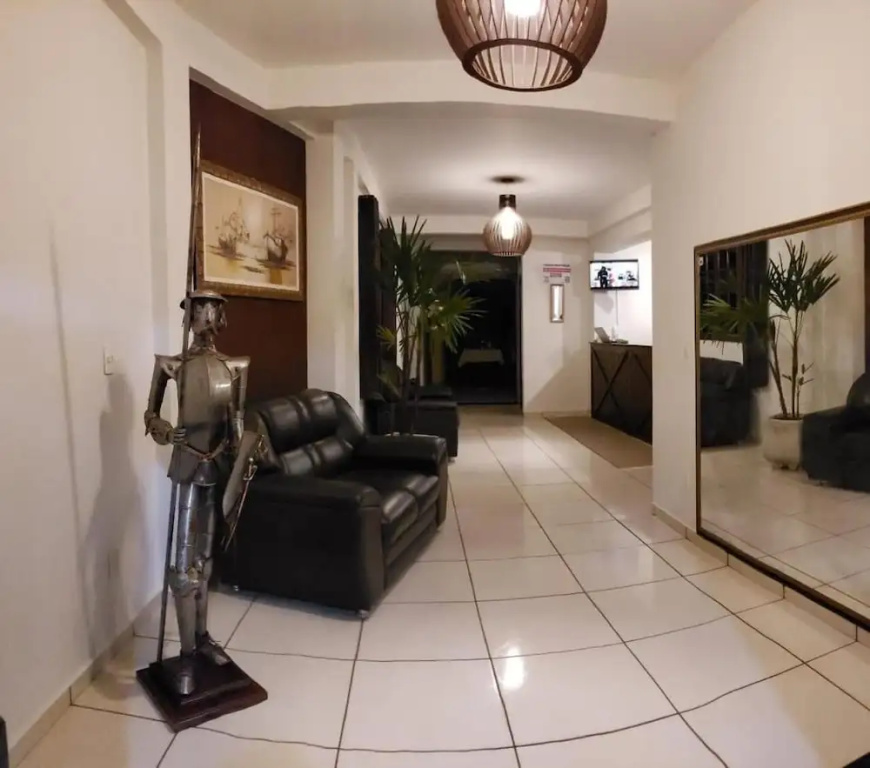 Lobby & Reception