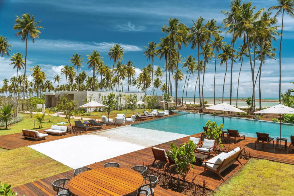Beach & Waterfront