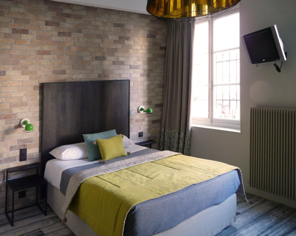 Superior Double room (full double bed)