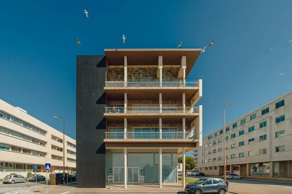 Grand Modern Seaside With View