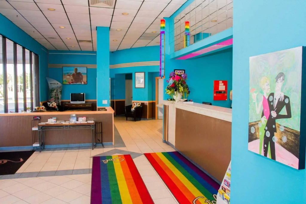 The Flamingo Resort - Gay Adult Resort