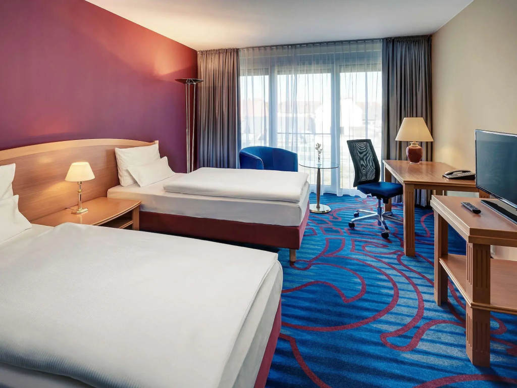 Mercure Hotel Berlin Tempelhof — фото