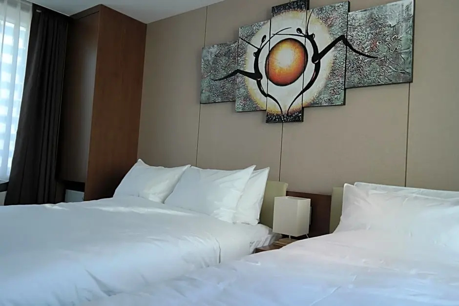 H Avenue Hotel - Chambres