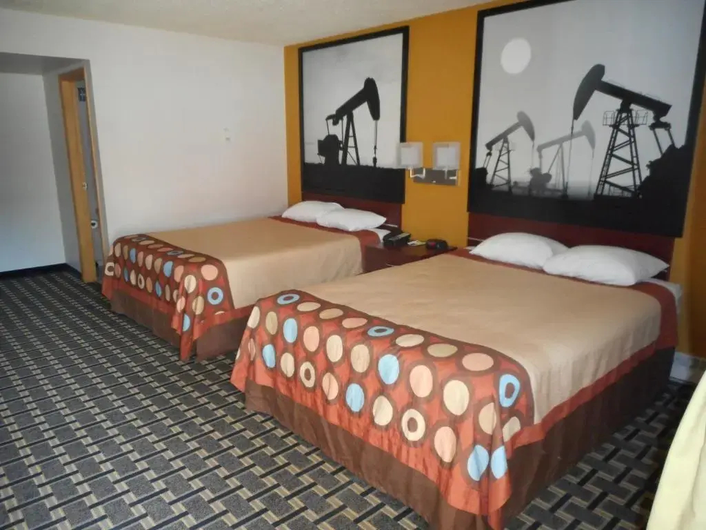 Super 8 Fox Creek - фото 34