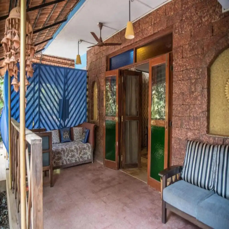 Papa Jolly Eco Resort - Near Morjim Beach