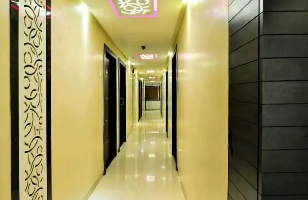 hotel skylawn surat - Chambres