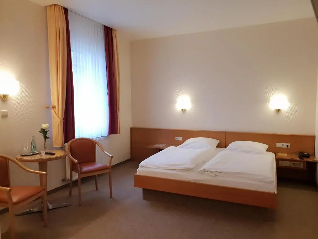 Hessischer Hof - Chambres