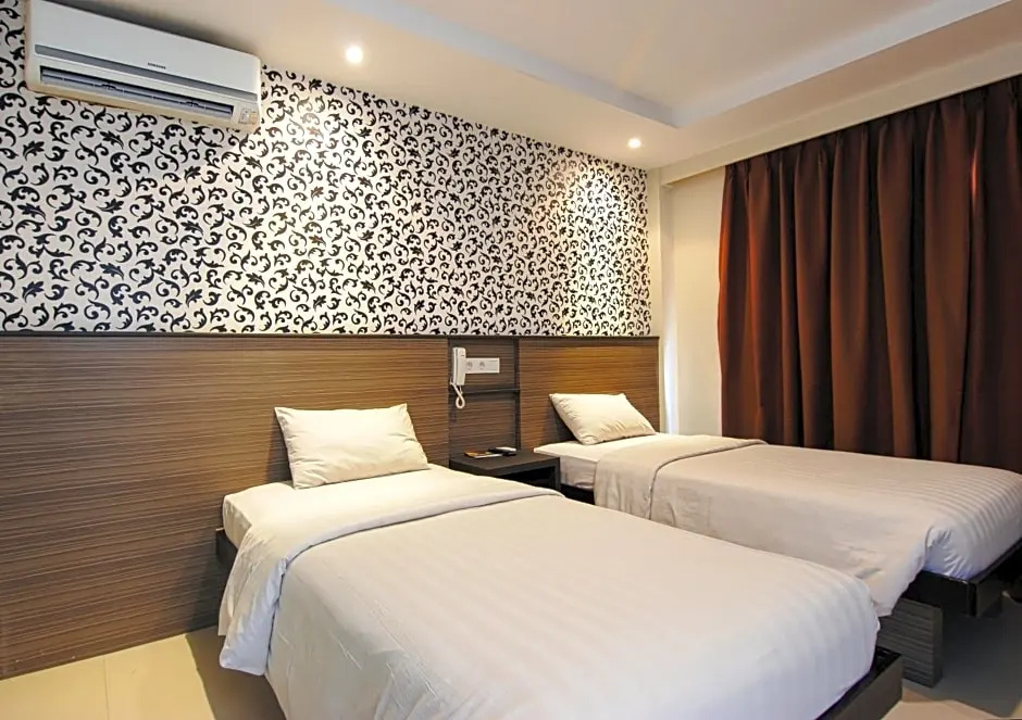 Standard Double room (full double bed)