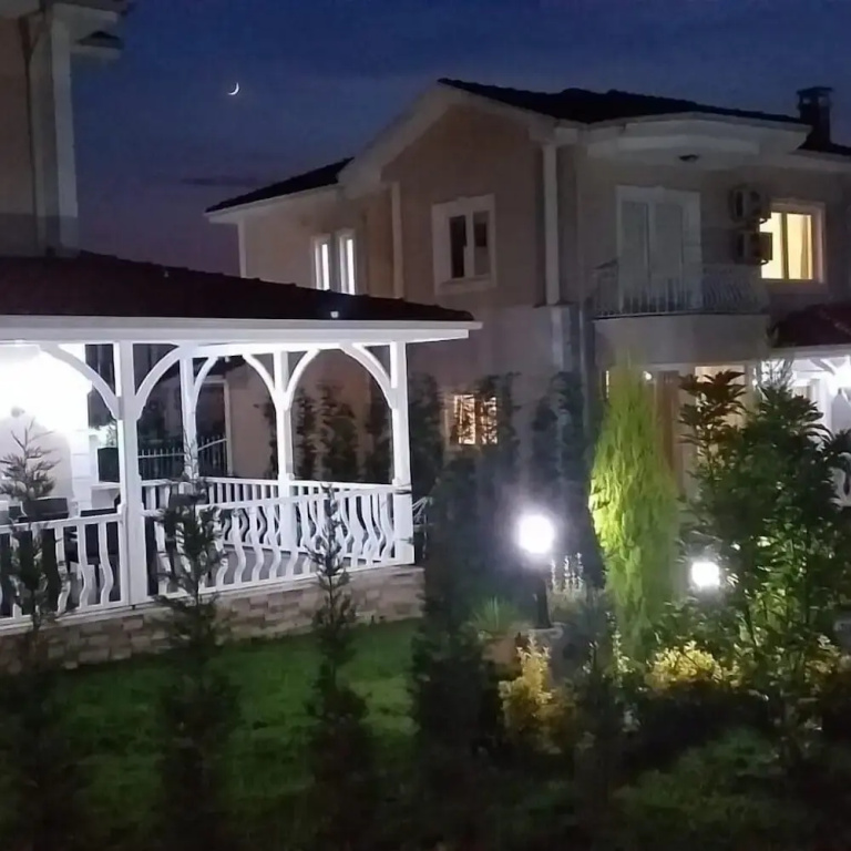 4 Bedrooms Luxury Villa with view