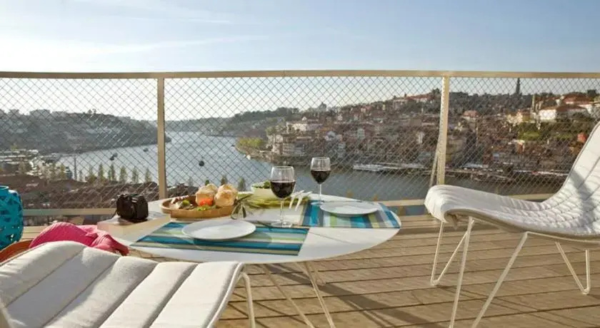 FLH - Porto Vista House